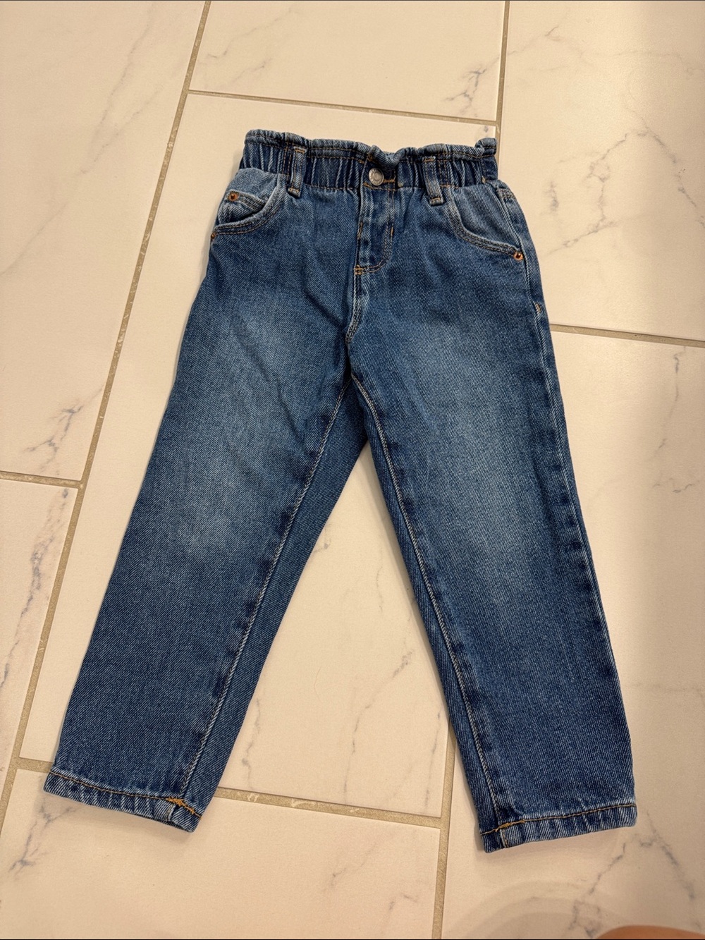 Zara jeans
